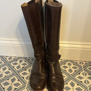 Madison Frye boots dark brown. Boots size 9